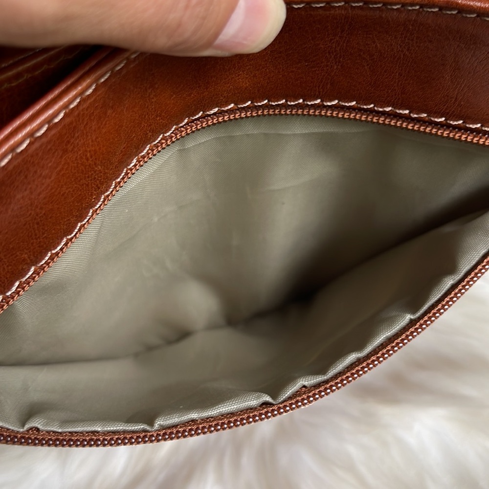 Vera Pelle Genuine Leather Crossbody New Without Tag 🏷️ - Picture 10 of 15